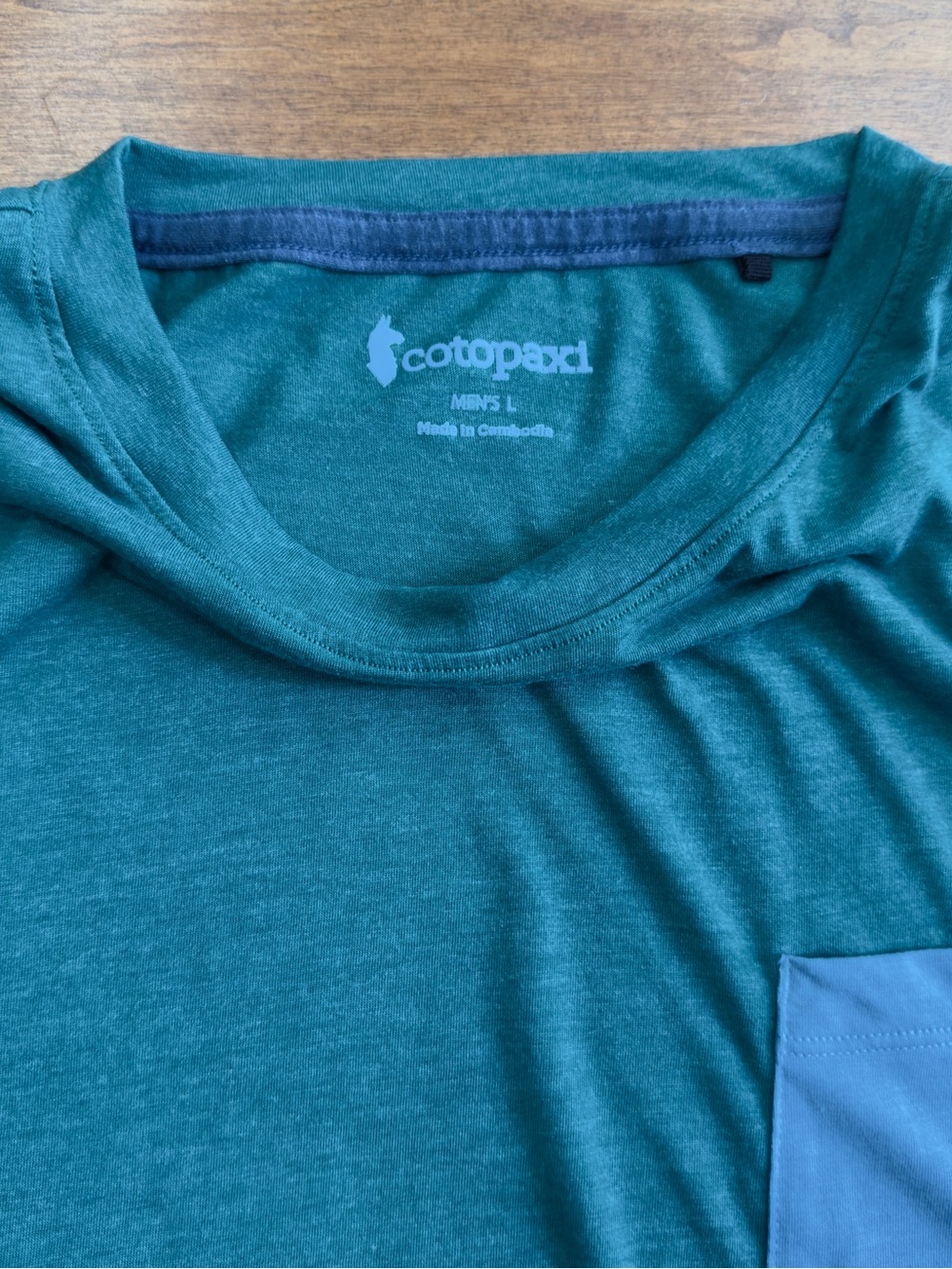 Cotopaxi Green Short-Sleeve Paseo Travel Tee with Blue Chest Pocket size L - Picture 4 of 9